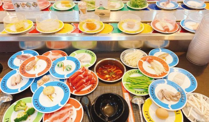 Buffet lẩu băng chuyền Kichi Kichi - Địa chỉ lẩu ngon nổi tiếng tại Hà Nội
