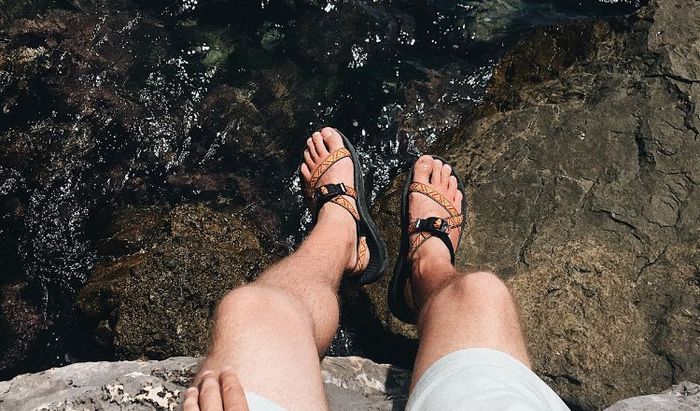các mẫu dép sandal da nam cao cấp đang được yêu thích hiện nay