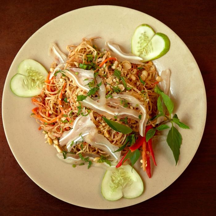 Món ngon mùa hè - Nộm hoa chuối tai heo