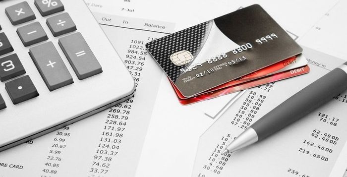 Thẻ ghi nợ và những điều bạn cần biết