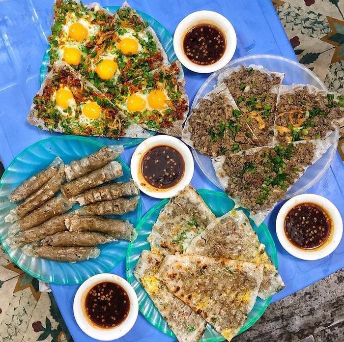 Bánh tráng kẹp Dì Hoa – Địa chỉ lý tưởng cho những ai yêu thích món ăn vặt tại Đà Nẵng