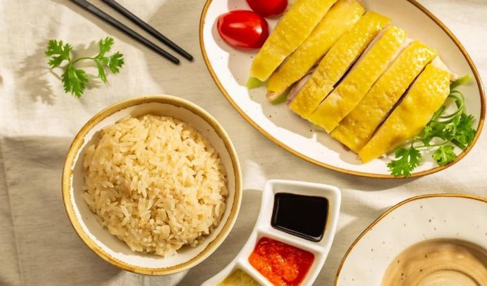 Cơm gà Kampong là một trong những quán ăn ngon tại Hà Nội mà bạn không nên bỏ lỡ