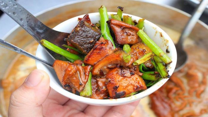 Phá Lấu Bò Cô Thảo