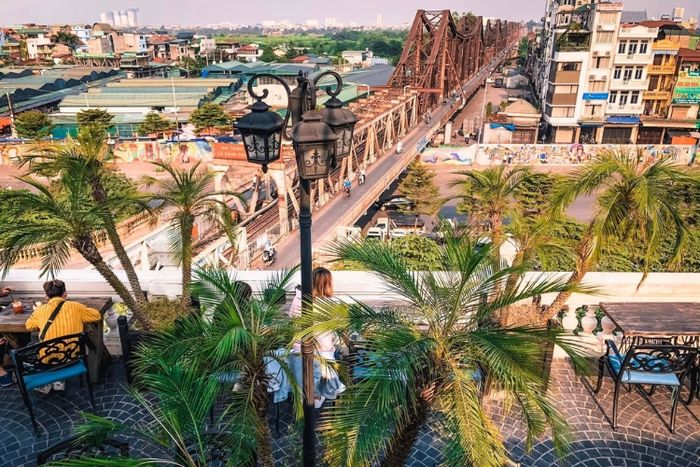 Khám phá không gian ấn tượng tại Serein Cafe & Lounge Hà Nội