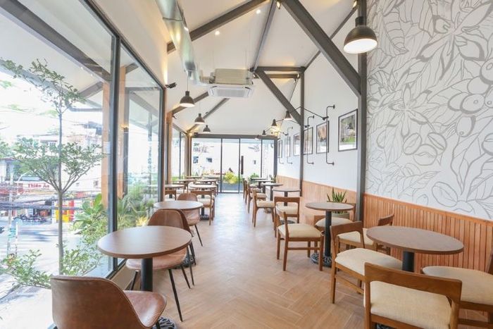 Không gian tại The Coffee House vô cùng thoải mái và dễ chịu