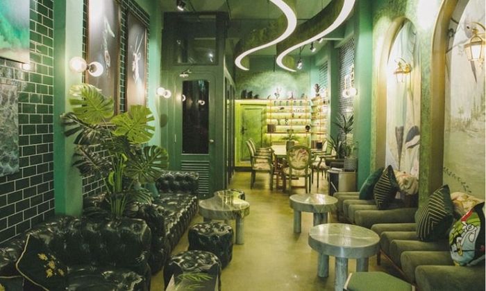 Khám phá lối decor độc đáo tại rêu . coffee