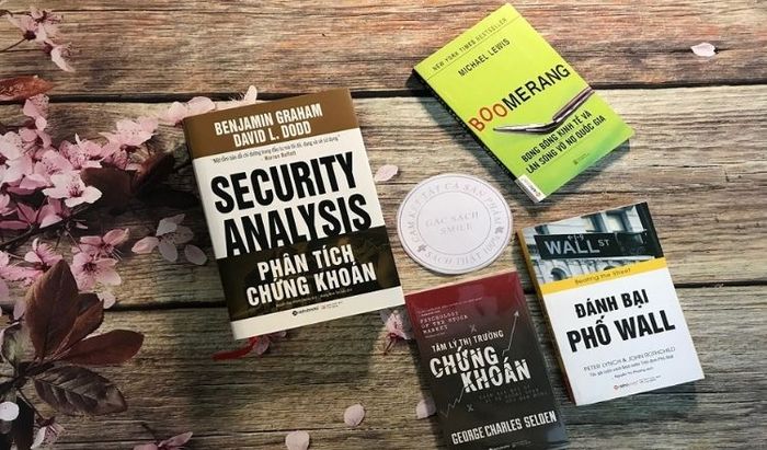 Đọc sách về đầu tư chứng khoán sẽ cung cấp cho bạn những kiến thức bổ ích, giúp bạn ứng dụng vào thực tế hiệu quả hơn