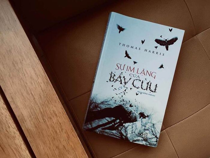Cuốn tiểu thuyết xuất sắc: Sự im lặng của bầy cừu - Thomas Harris