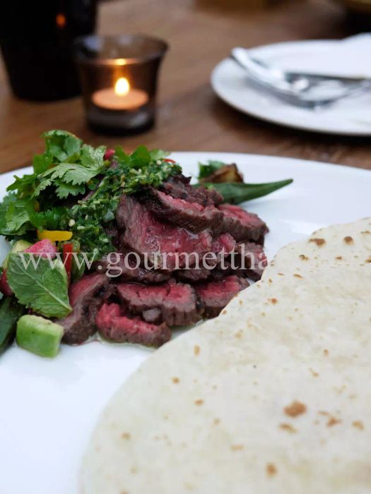 สัมผัสศิลปะและลิ้มลองอาหารสไตล์นิวอเมริกันควีซีนที่ Parata Diamond