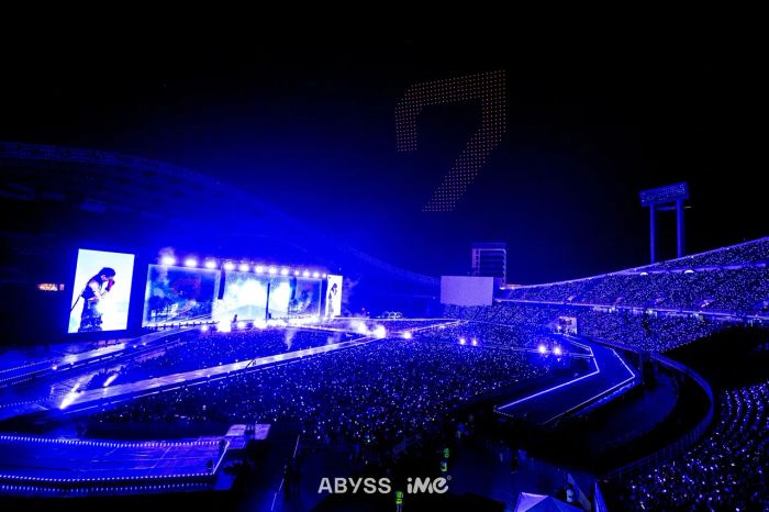 แบมแบมได้พิสูจน์ความสำเร็จในวงการ K-POP ด้วยการจัดคอนเสิร์ตฟูลสเกลที่ราชมังคลากีฬาสถาน ทำให้เป็นศิลปินชายเดี่ยวคนแรกที่ทำได้