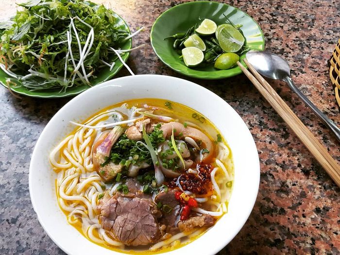 Bún bò Nha Trang