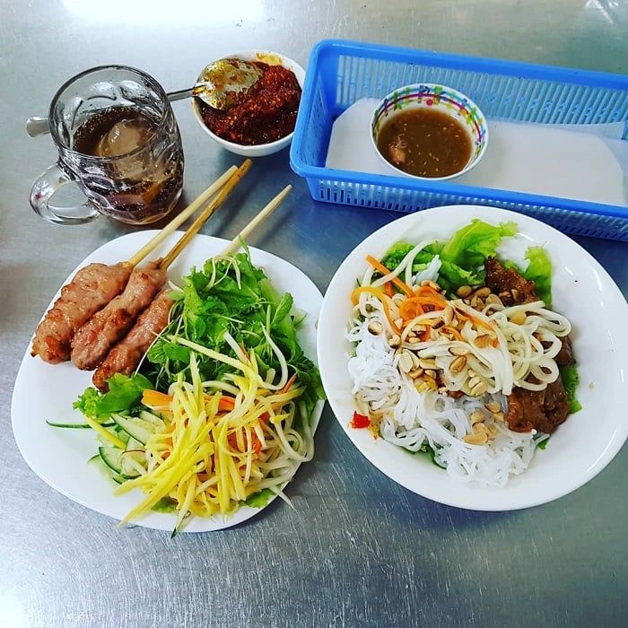 Bún thịt nướng Huế