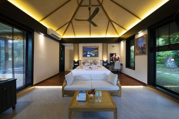 Khách sạn Hòn Tằm Resort