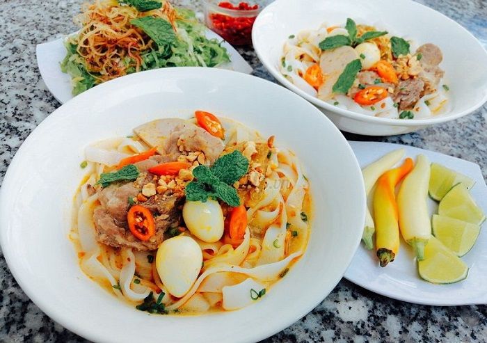 mì quảng Nha Trang