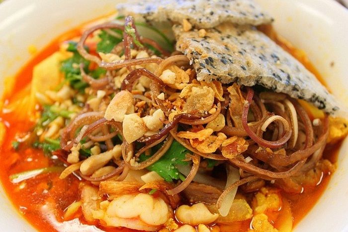 mì quảng Nha Trang