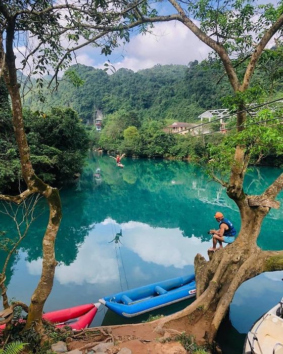 sông Chày hang Tối