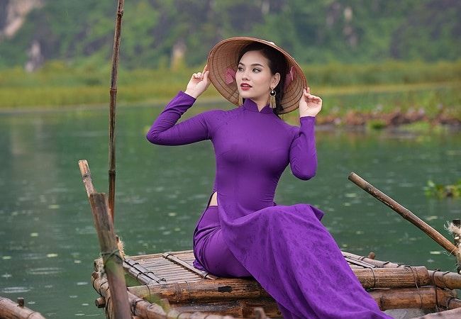 Áo dài Mỹ Hạnh là một trong những địa chỉ may áo dài đẹp và uy tín tại TP Hồ Chí Minh, luôn nằm trong Top 5.