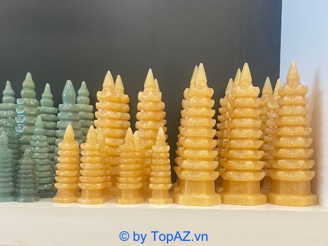 Đội ngũ chuyên gia tại An Gia luôn sẵn sàng lắng nghe và tư vấn tận tình mọi thắc mắc về phong thủy, giúp khách hàng có lựa chọn sáng suốt.