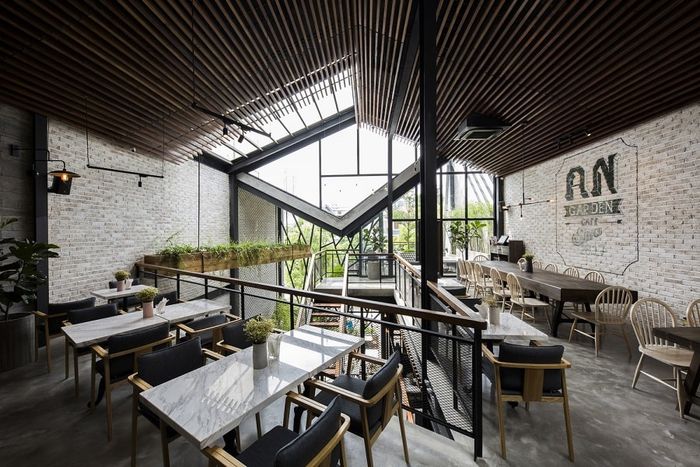 quán cafe đẹp vào buổi tối tại Hà Nội