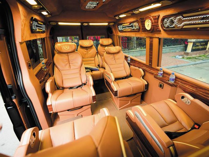 thuê xe limousine Hà Nội