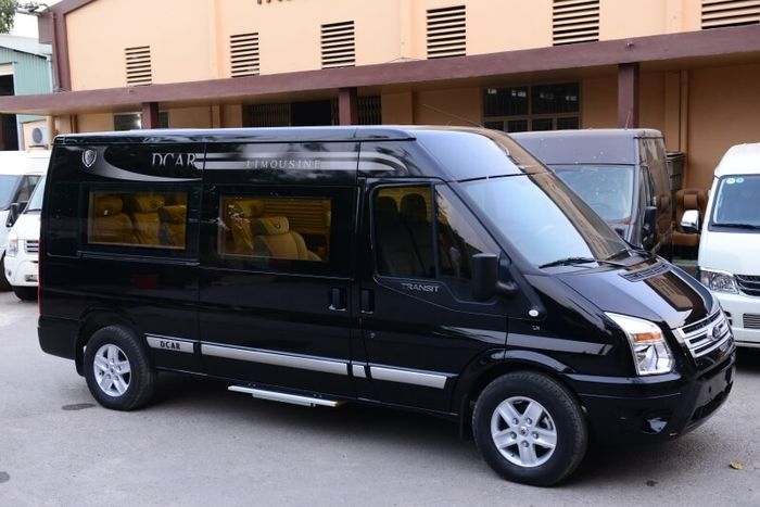 thuê xe limousine Hà Nội