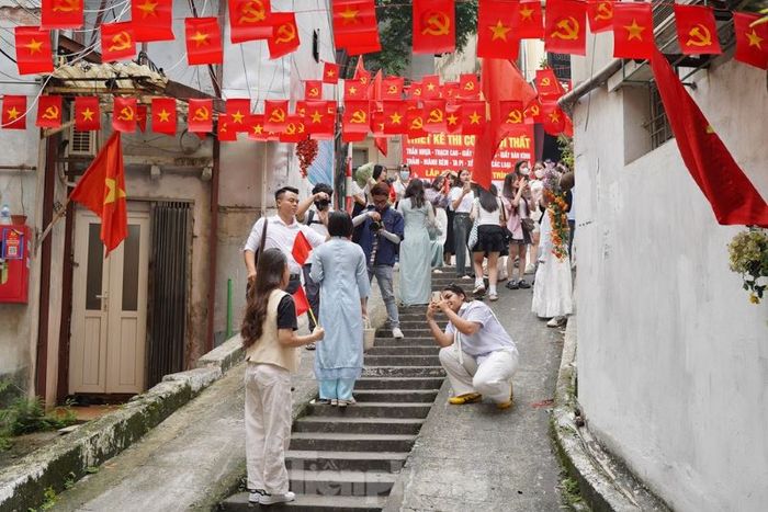 Địa điểm chụp ảnh Tết tại Hà Nội