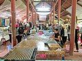 Tại một cơ sở chế biến kẹo dừa