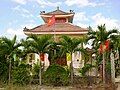Hình ảnh từ góc nhìn trực diện của đền Trần Quý Cáp