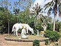 Bộ tượng tái hiện cảnh Thái tử Tất-đạt-đa (sau này là Phật Thích Ca) cắt tóc xuất gia