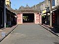 Lối vào phía tây