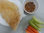 Cơm cháy kết hợp với kho quẹt và rau củ quả hấp