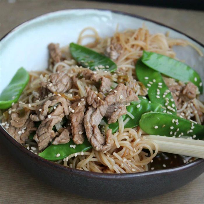 Gyudon: A Savory Japanese Beef Rice Bowl