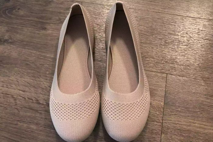 An overhead shot of the Frank Mully Women’s Round Toe Ballet Flats