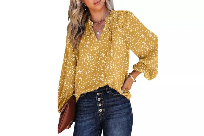 Dokotoo Women's Casual V-Neck Alicia Floral Print Smocked Long-Sleeve Top