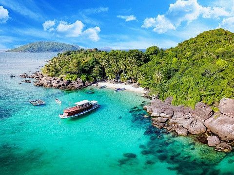 Du lịch Côn Đảo - Săn vé máy bay Sài Gòn Côn Đảo giá ưu đãi cùng blog.mytour.vn