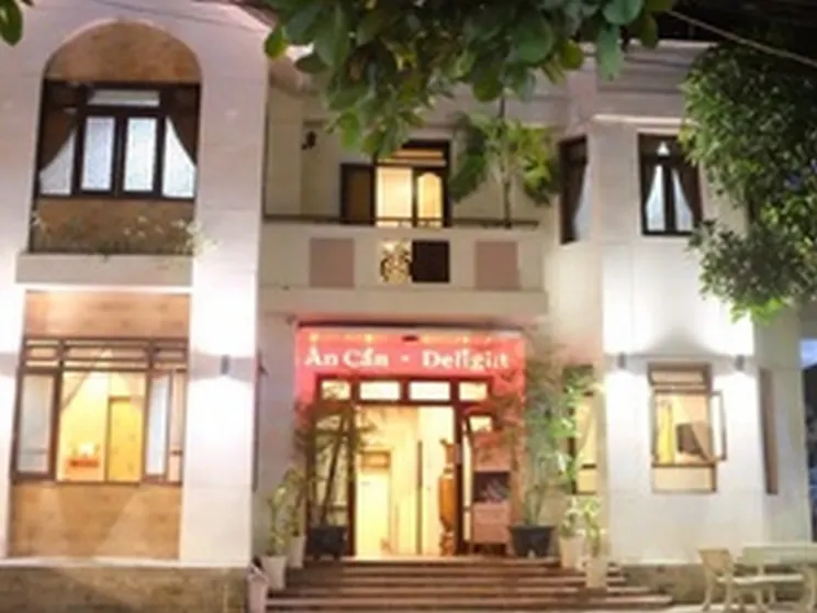Ảnh Khách sạn Ân Cần Delight