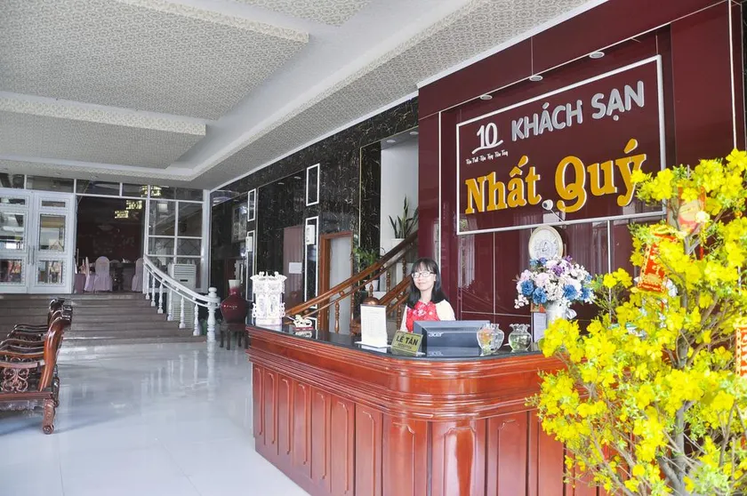 Ảnh Khách Sạn Nhất Quý