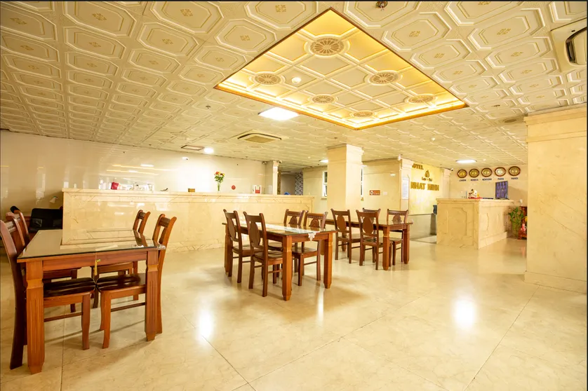 Ảnh Khách Sạn Nhật Minh Etown & Airport