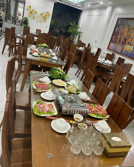 Ảnh Khách Sạn Royal.T