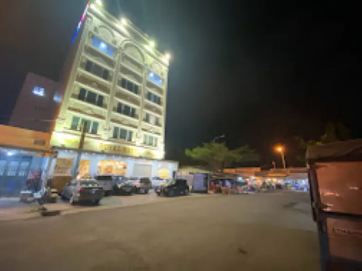 Ảnh Royal Hotel 2