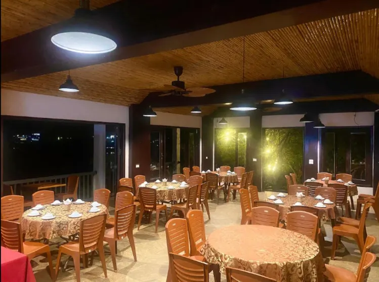 Ảnh Ba Be Lakeside Bungalow