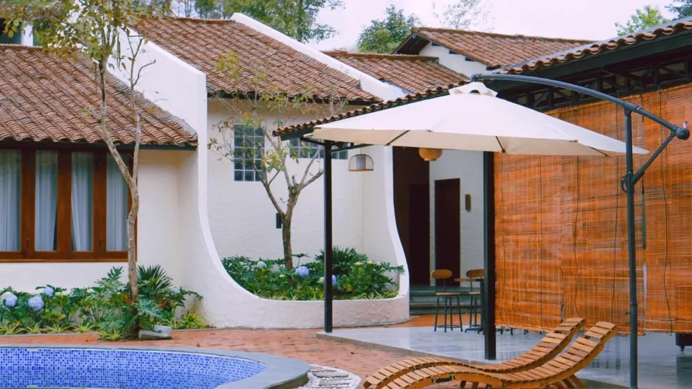 Ảnh Bản Nhỏ - Little Village