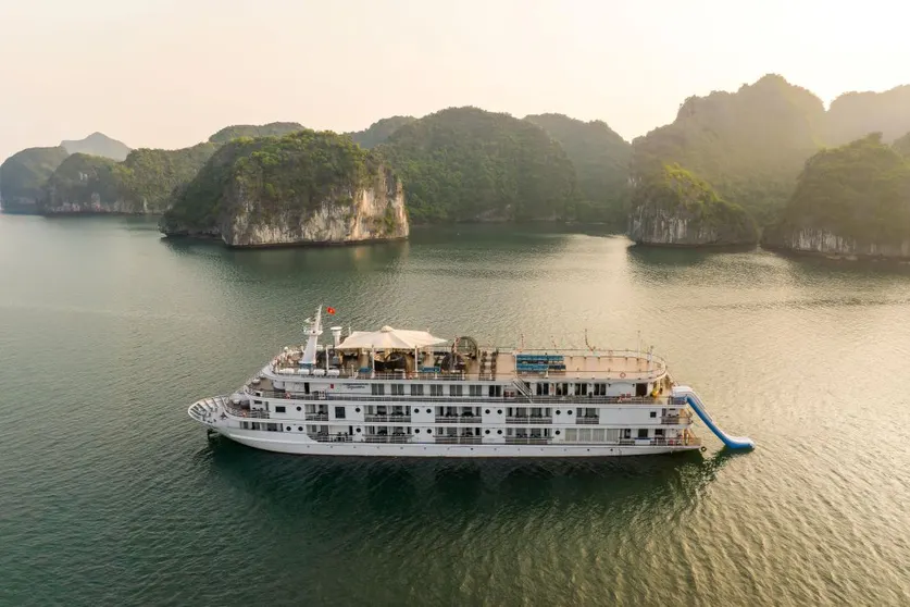 Ảnh Ambassador Signature Cruise - Lan Ha Bay