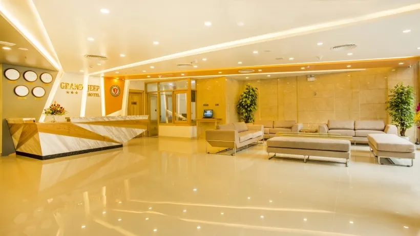Ảnh Khách Sạn Grand Jeep Đà Nẵng