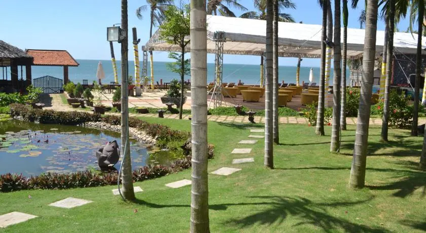 Ảnh Khách sạn Làng Chài Mũi Né (Fishing Village Hotel)