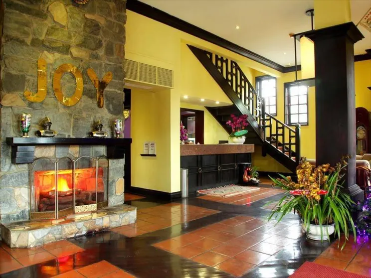 Ảnh Khách Sạn Bluewater Đà Lạt