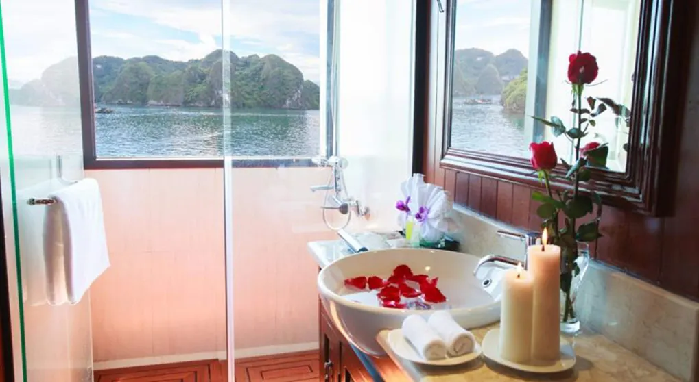 Ảnh Viola Cruise Ha Long Bay