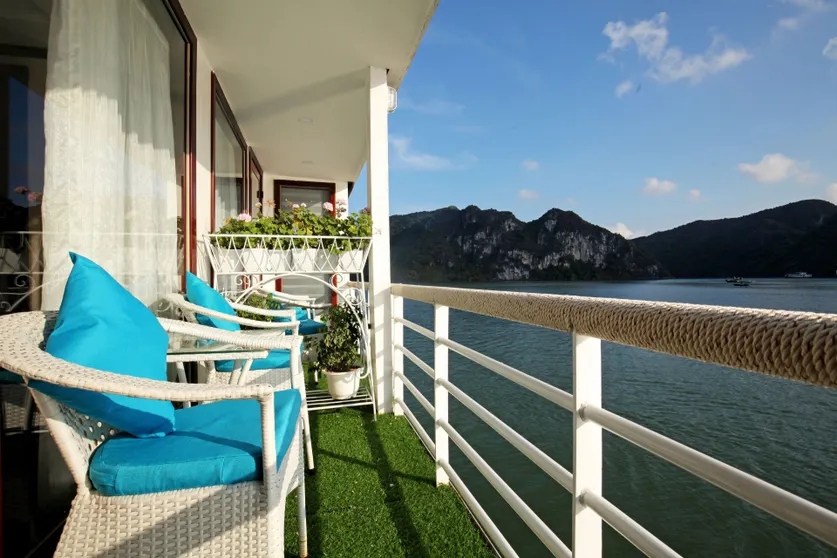 Ảnh La Pinta Cruise