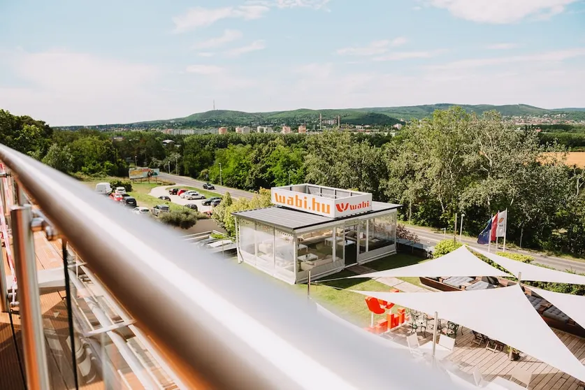 Ảnh Wabi Hotel - Beauty & Dental Center