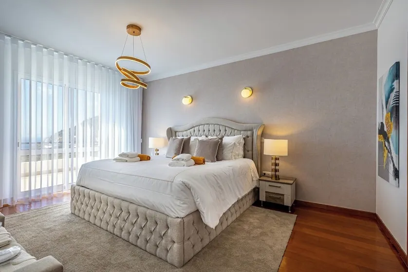 Ảnh Luxury Villa With Private Heated Pool, Garden and Views of the sea and Mountains